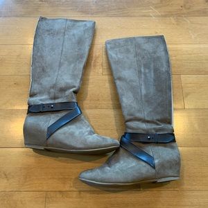 American Eagle Wedge Suede Zip Up Boots
